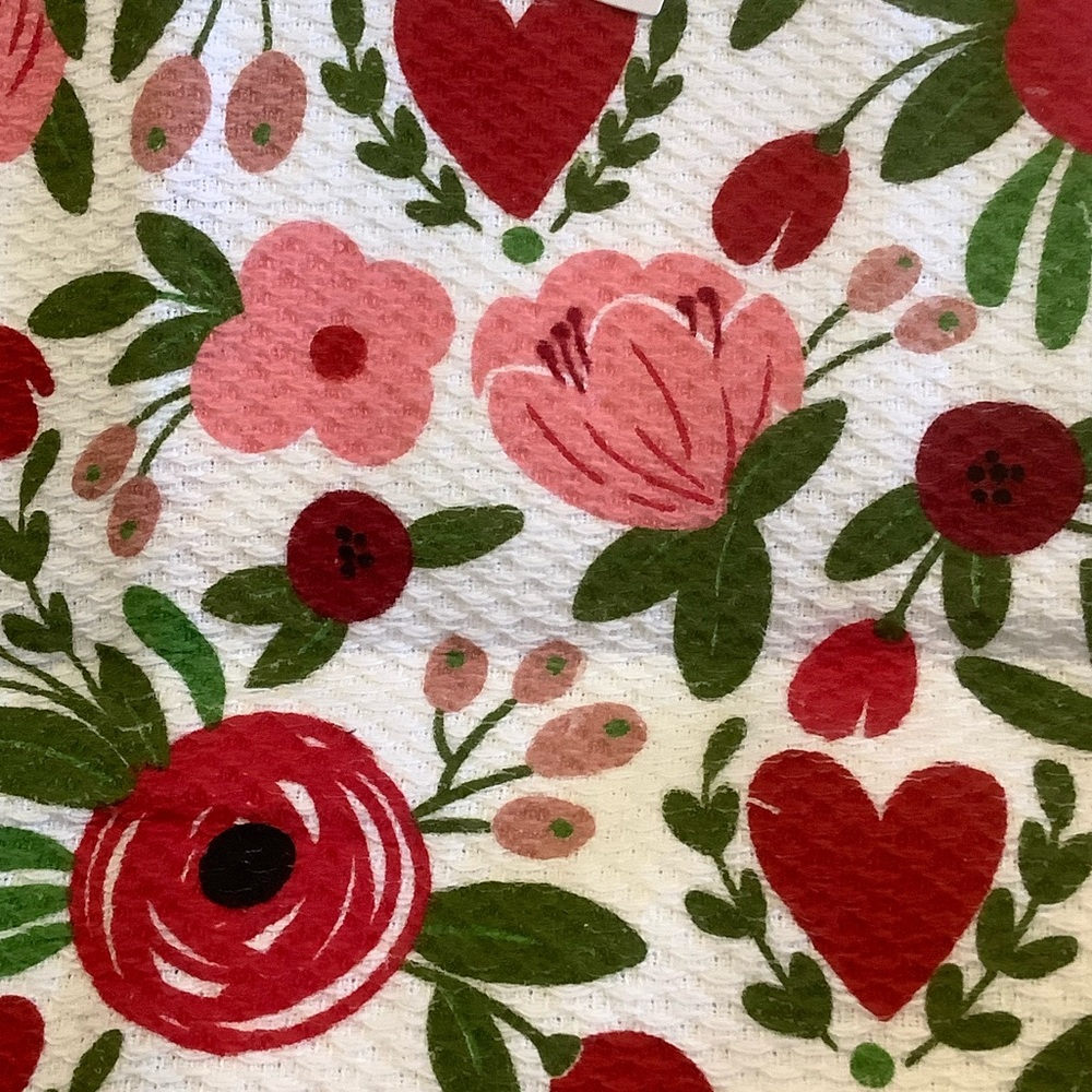 Valentine's Day Hearts Floral Colordrift Kitchen Towels NWT set of 2 cotton - Picture 3 of 16